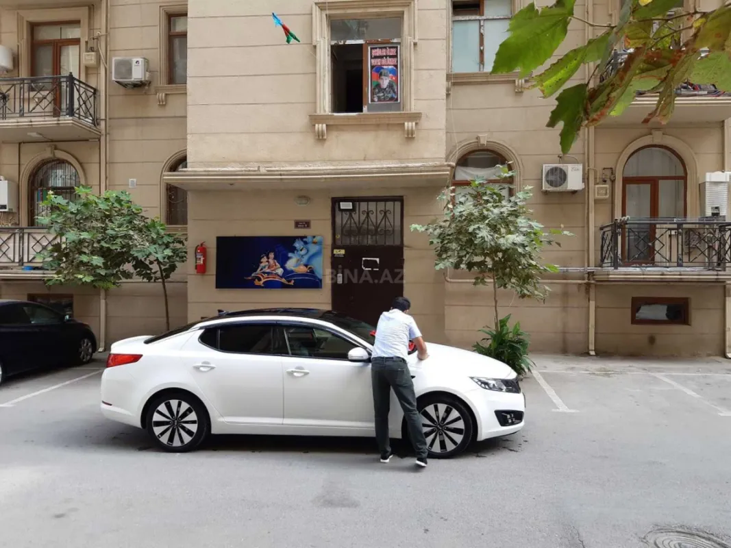 Kirayə verilir 2 otaqlı mənzil 55 m²