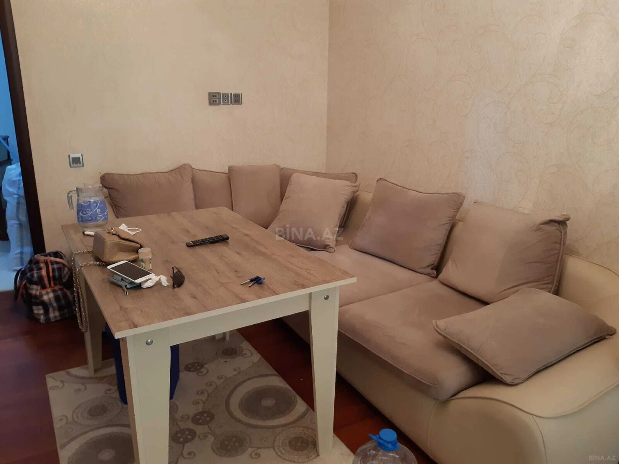 Kirayə verilir 2 otaqlı mənzil 55 m²