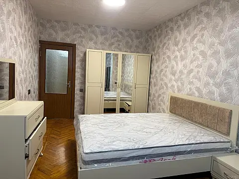 Kirayə verilir 3 otaqlı mənzil 100 m² — Bakı 3 otaq 100.00 m²