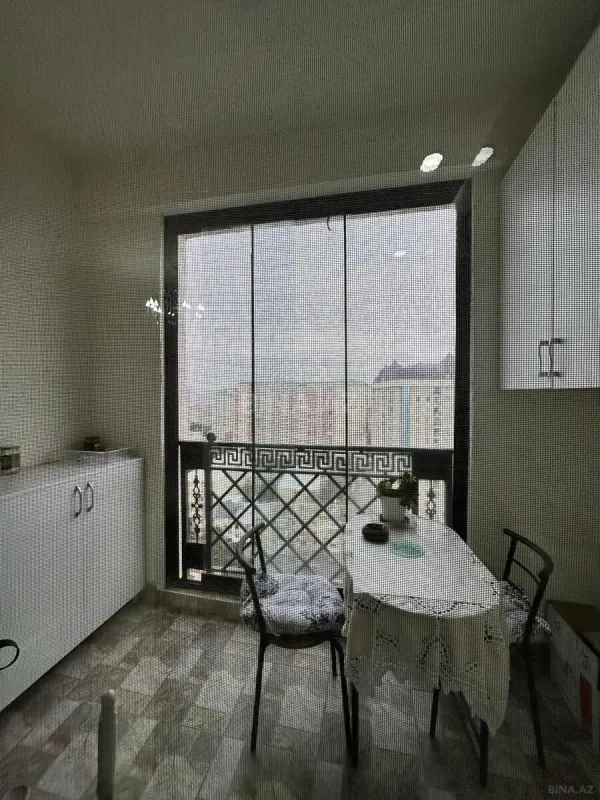Satılır 2 otaqlı mənzil 96 m²