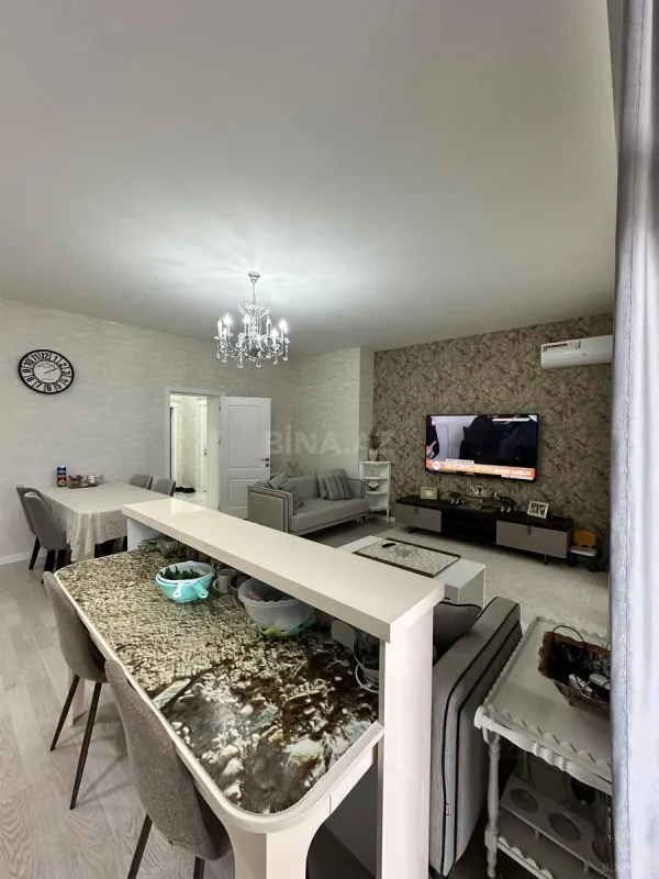 Satılır 2 otaqlı mənzil 96 m²