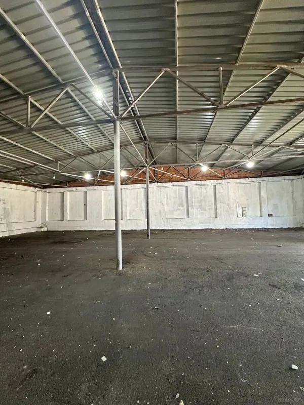 Kirayə verilir obyekt 350 m²