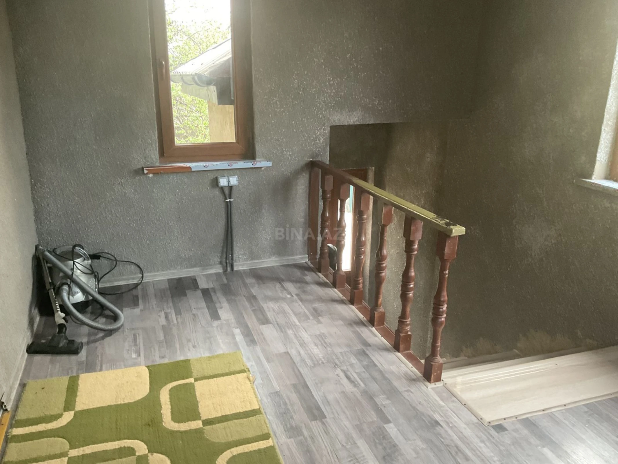 Satılır 4 otaqlı həyət evi 200 m²