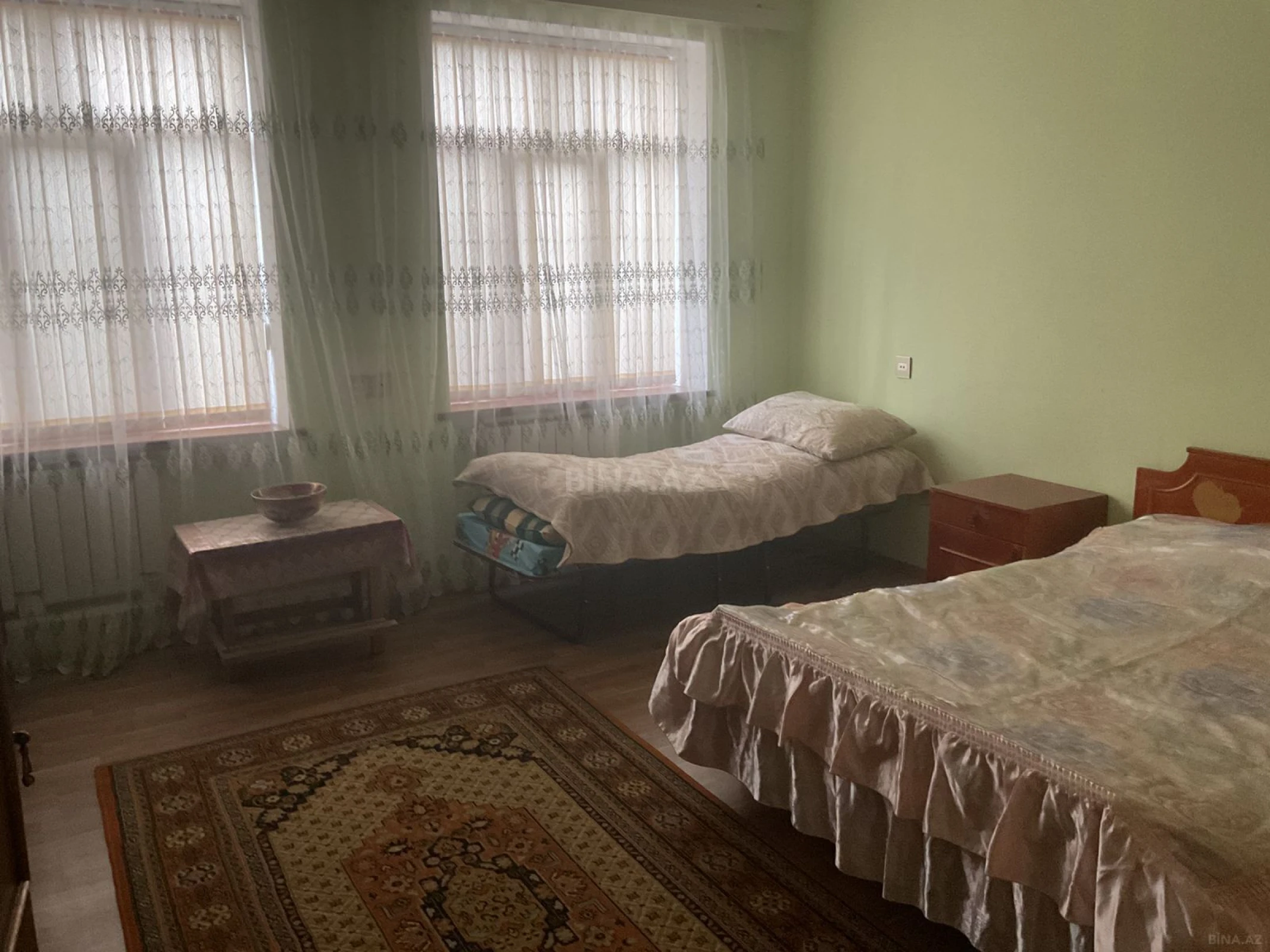 Satılır 4 otaqlı həyət evi 200 m²
