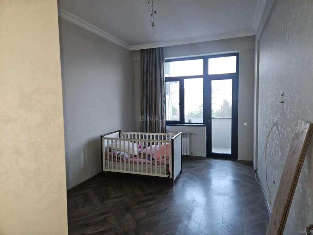 Satılır 3 otaqlı mənzil 90 m²