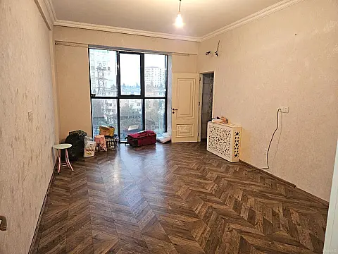 Satılır 3 otaqlı mənzil 90 m²