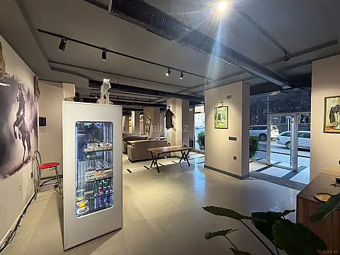 Satılır obyekt 360 m²