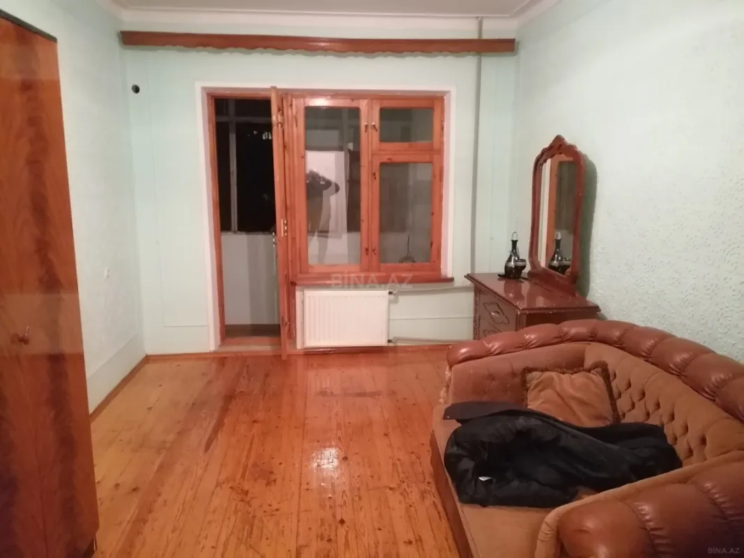 Kirayə verilir 2 otaqlı mənzil 50 m²