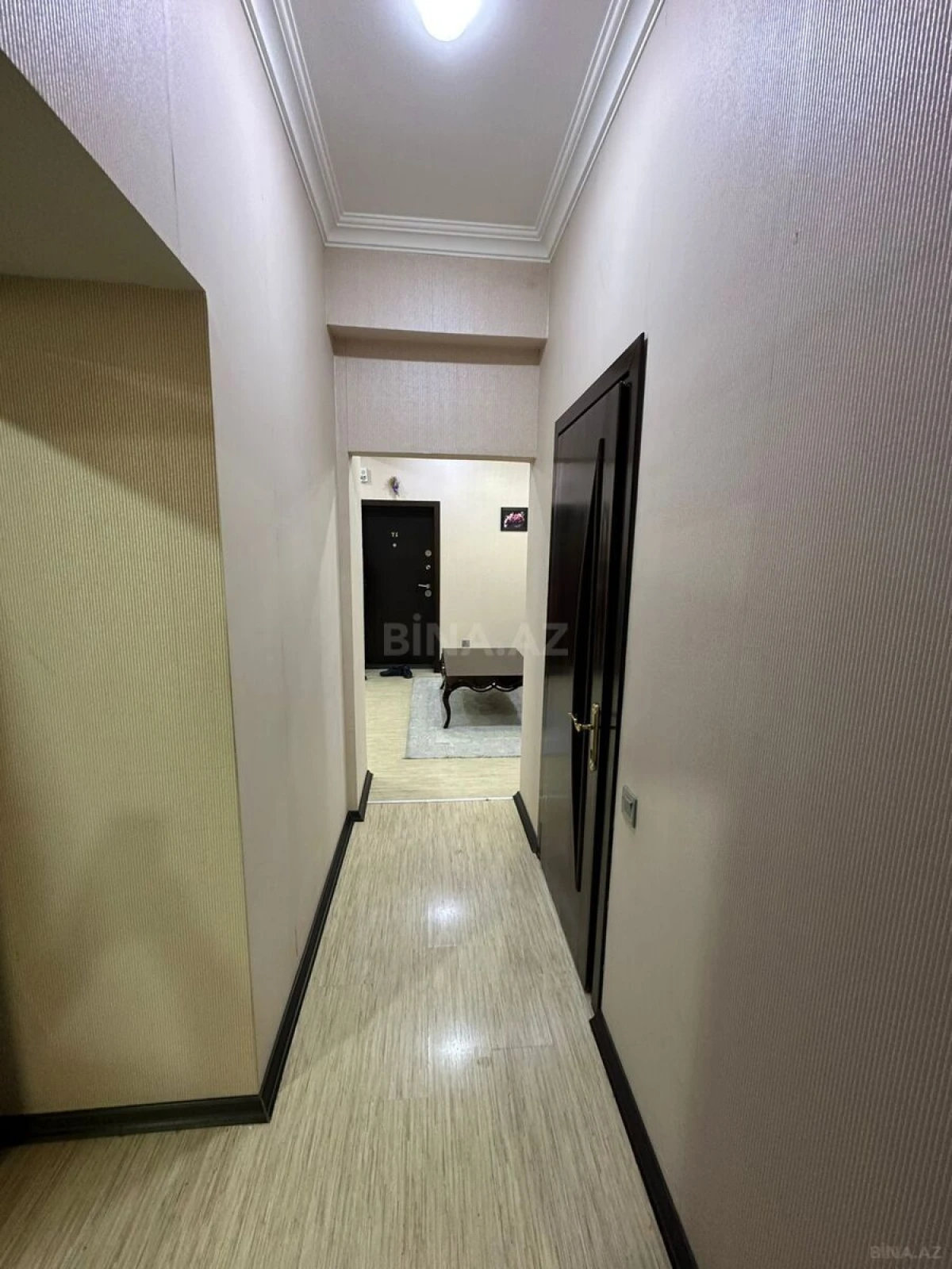 Satılır 3 otaqlı mənzil 68 m²