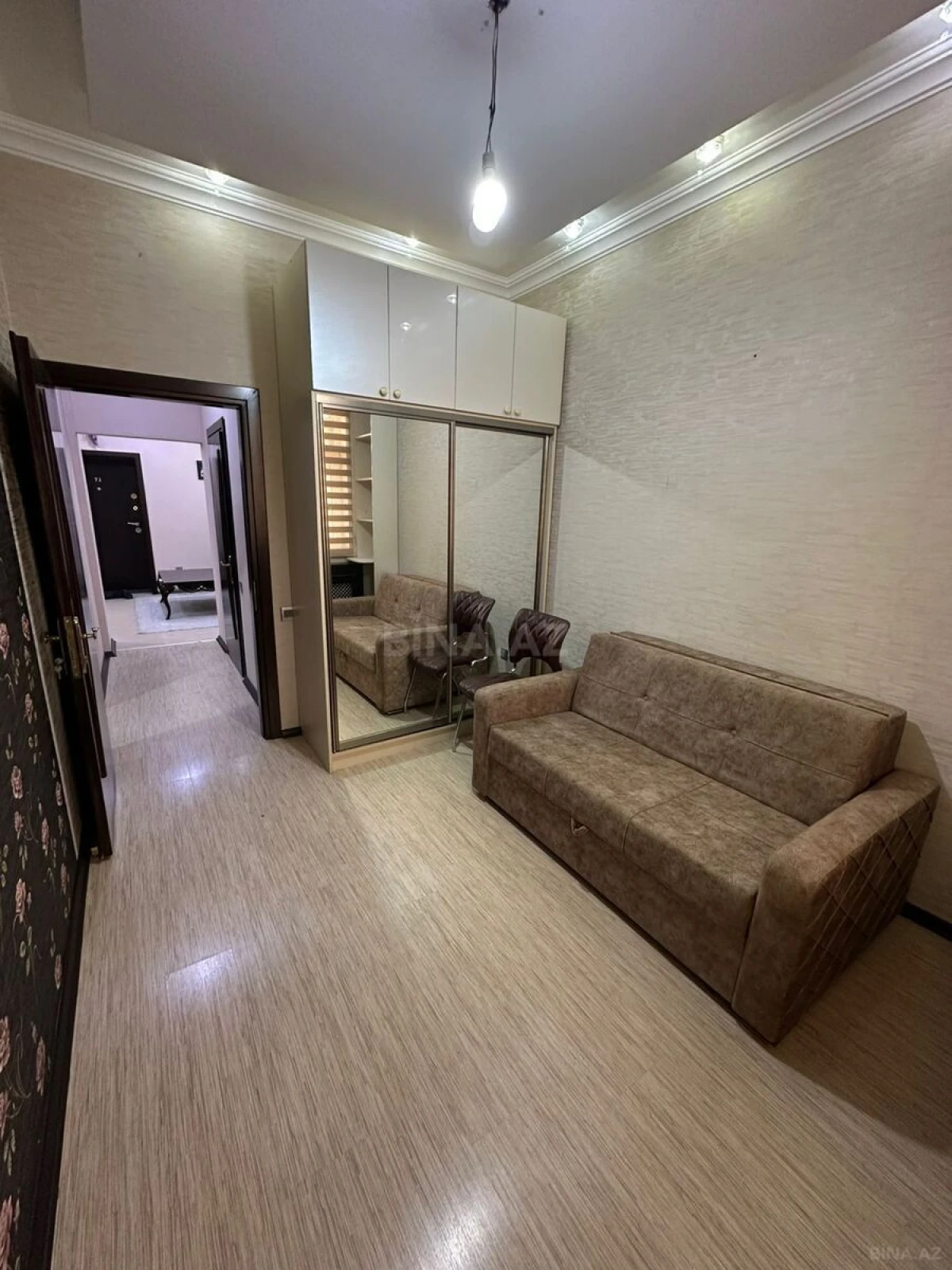 Satılır 3 otaqlı mənzil 68 m²