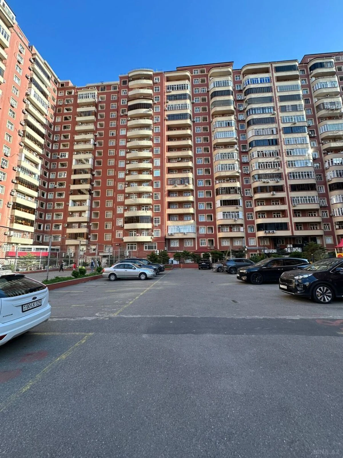 Satılır 3 otaqlı mənzil 68 m²