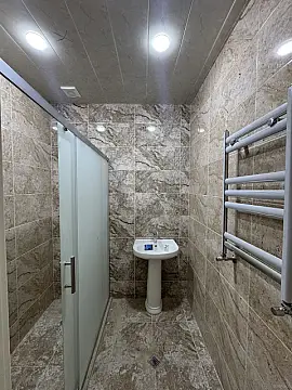 Kirayə verilir 2 otaqlı mənzil 100 m²