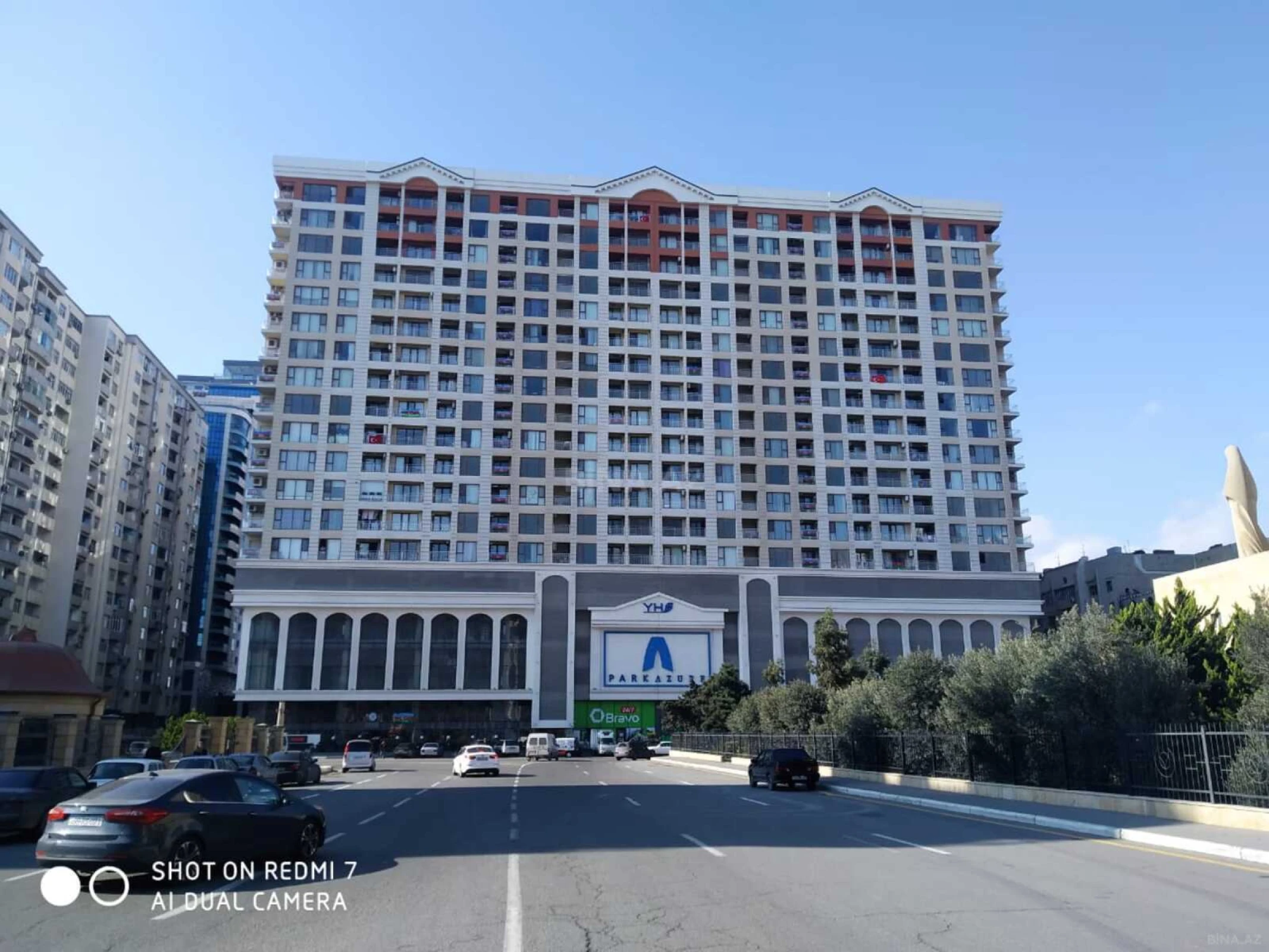 Kirayə verilir 3 otaqlı mənzil 140 m²