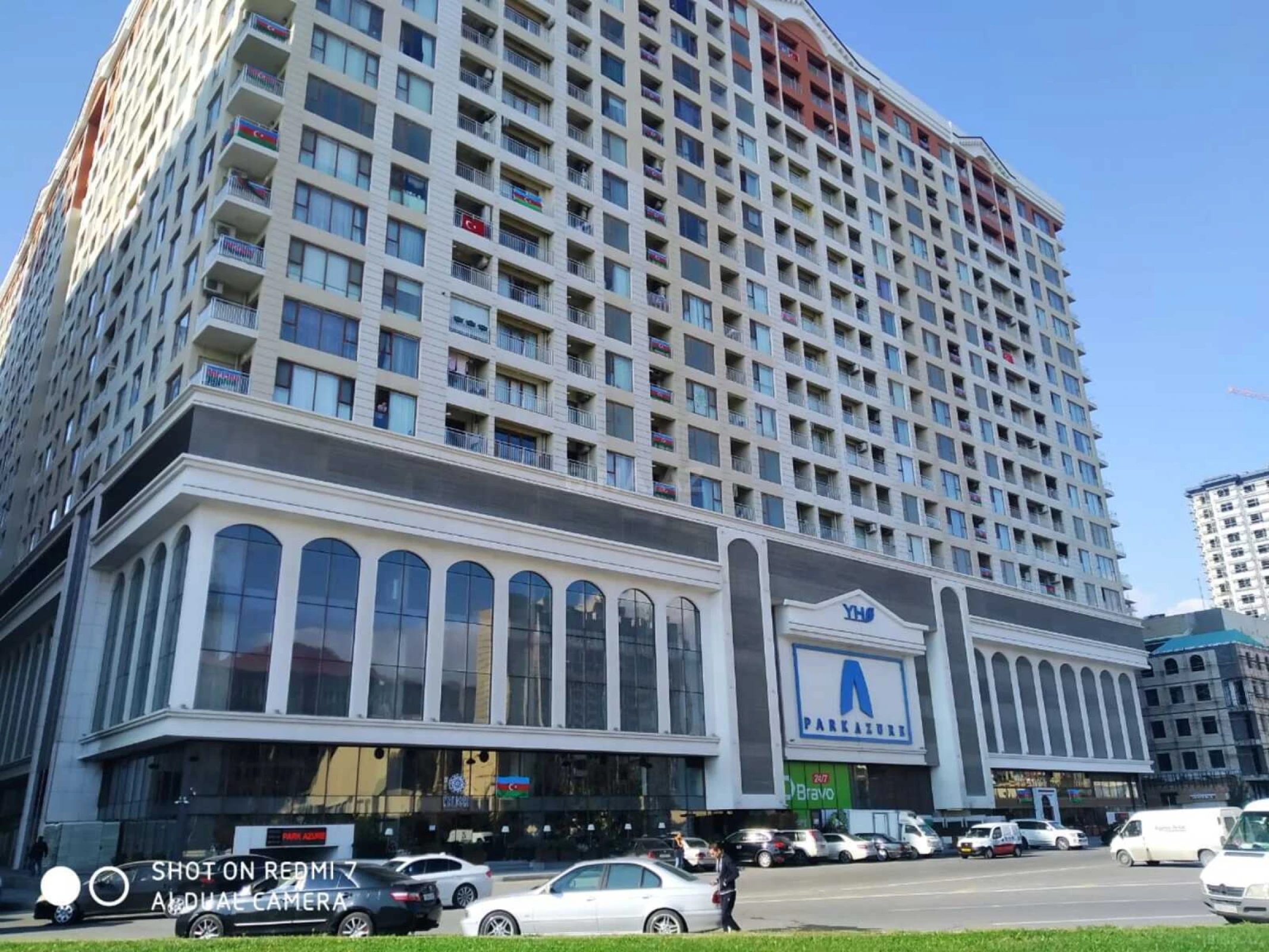 Kirayə verilir 3 otaqlı mənzil 140 m²