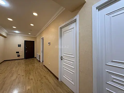 Kirayə verilir 3 otaqlı mənzil 140 m²