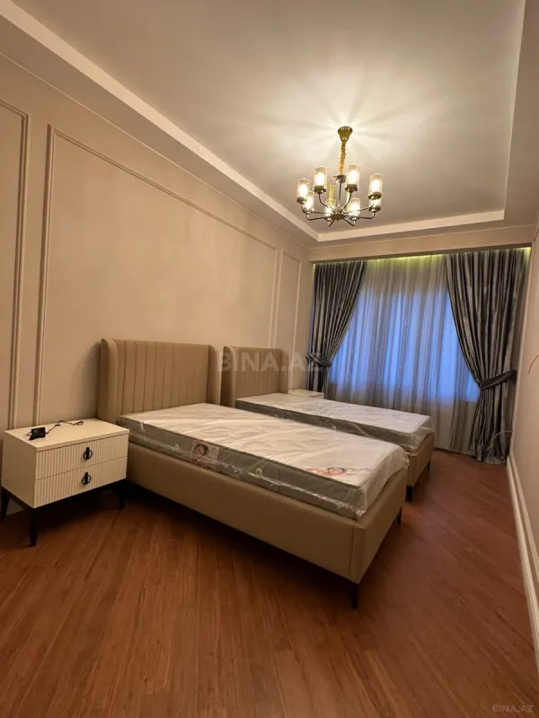 Kirayə verilir 3 otaqlı mənzil 115 m²