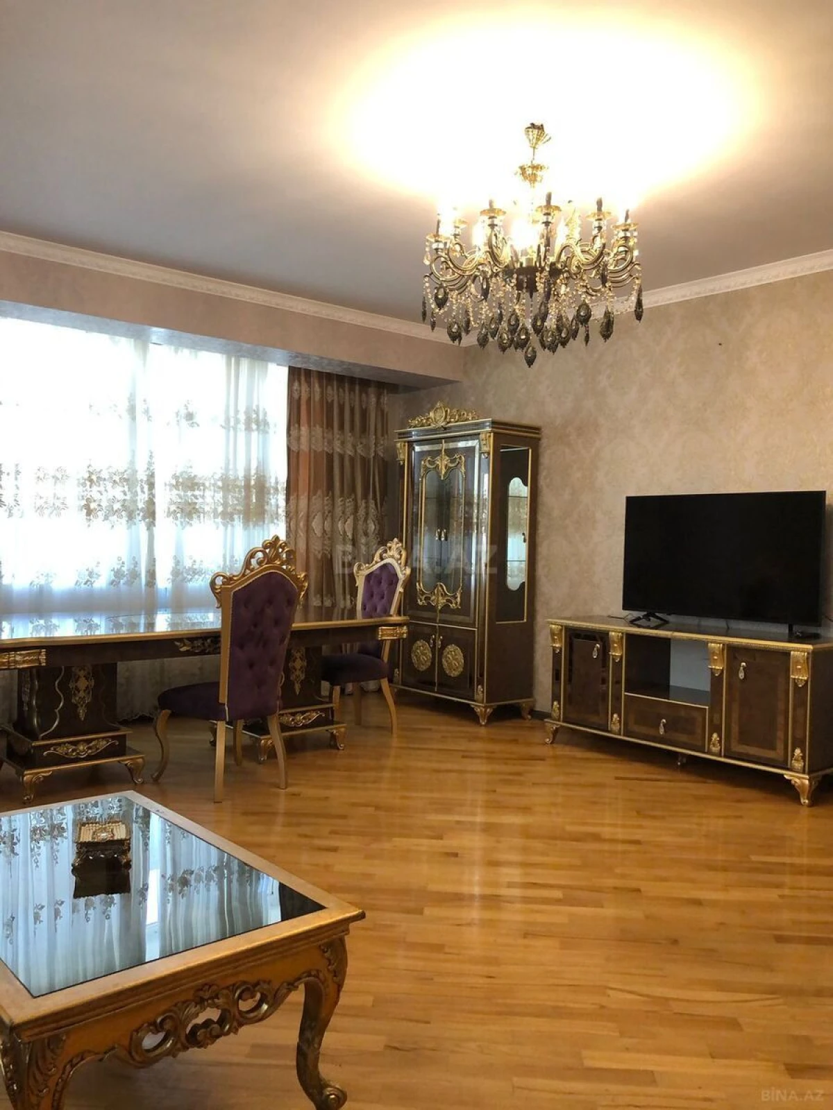 Satılır 3 otaqlı mənzil 122 m²