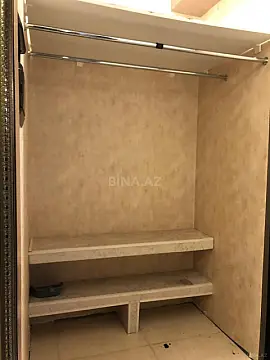 Satılır 3 otaqlı mənzil 122 m²