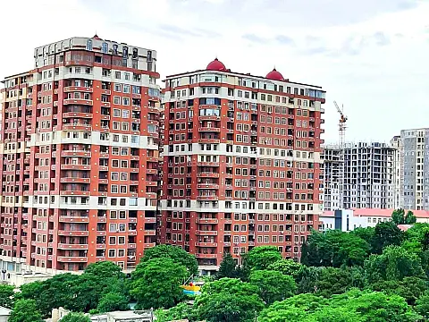 Satılır 4 otaqlı mənzil 130 m² — Bakı, Nizami 4 otaq 130.00 m²