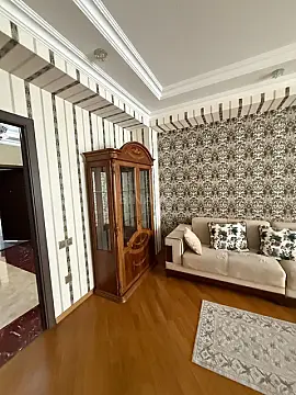 Kirayə verilir 2 otaqlı mənzil 109 m²