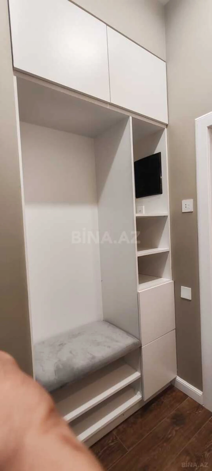 Satılır 2 otaqlı mənzil 61 m²