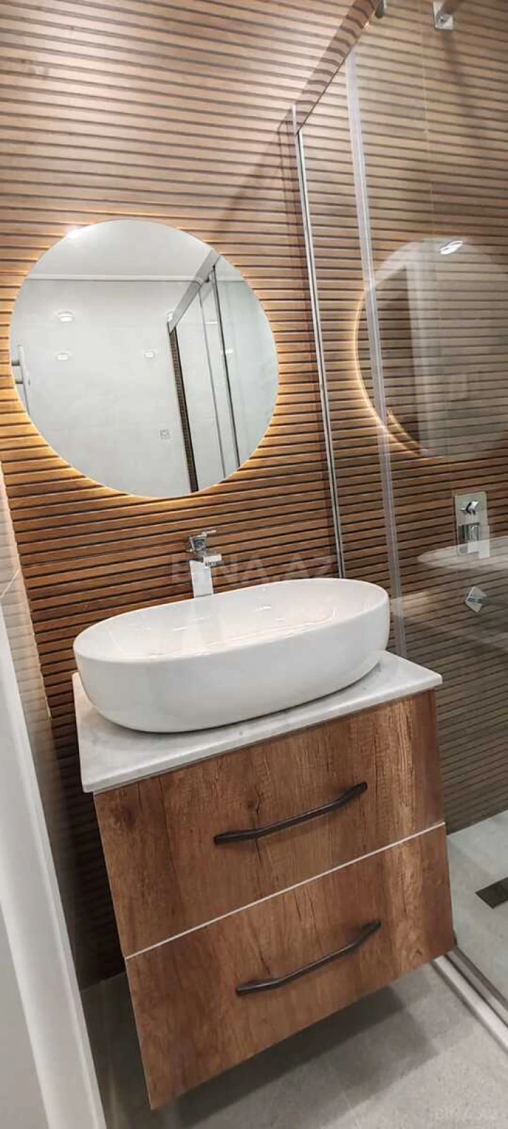 Satılır 2 otaqlı mənzil 61 m²