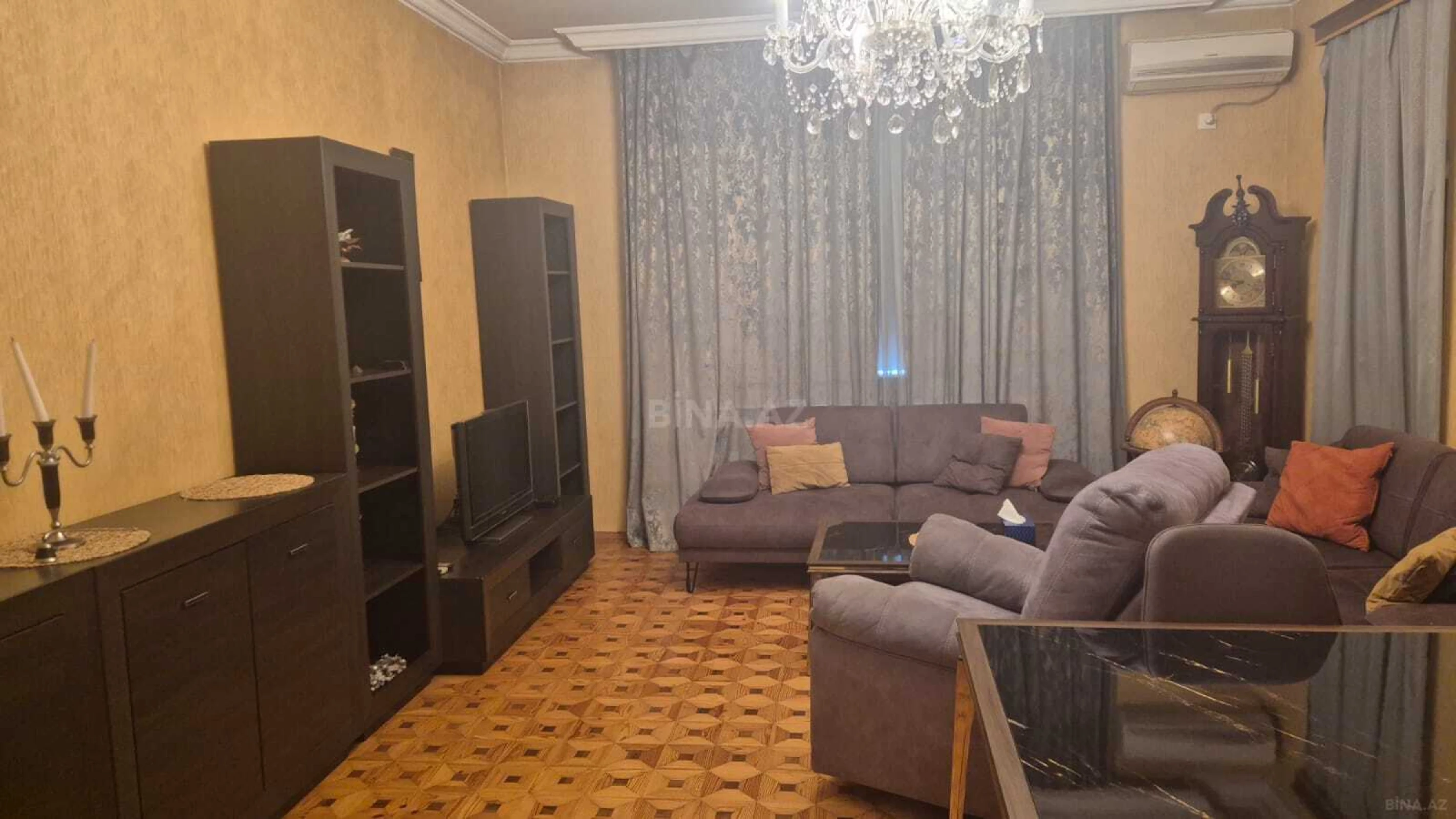 Satılır 3 otaqlı mənzil 115 m²