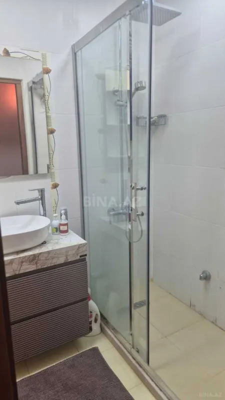 Satılır 3 otaqlı mənzil 115 m²