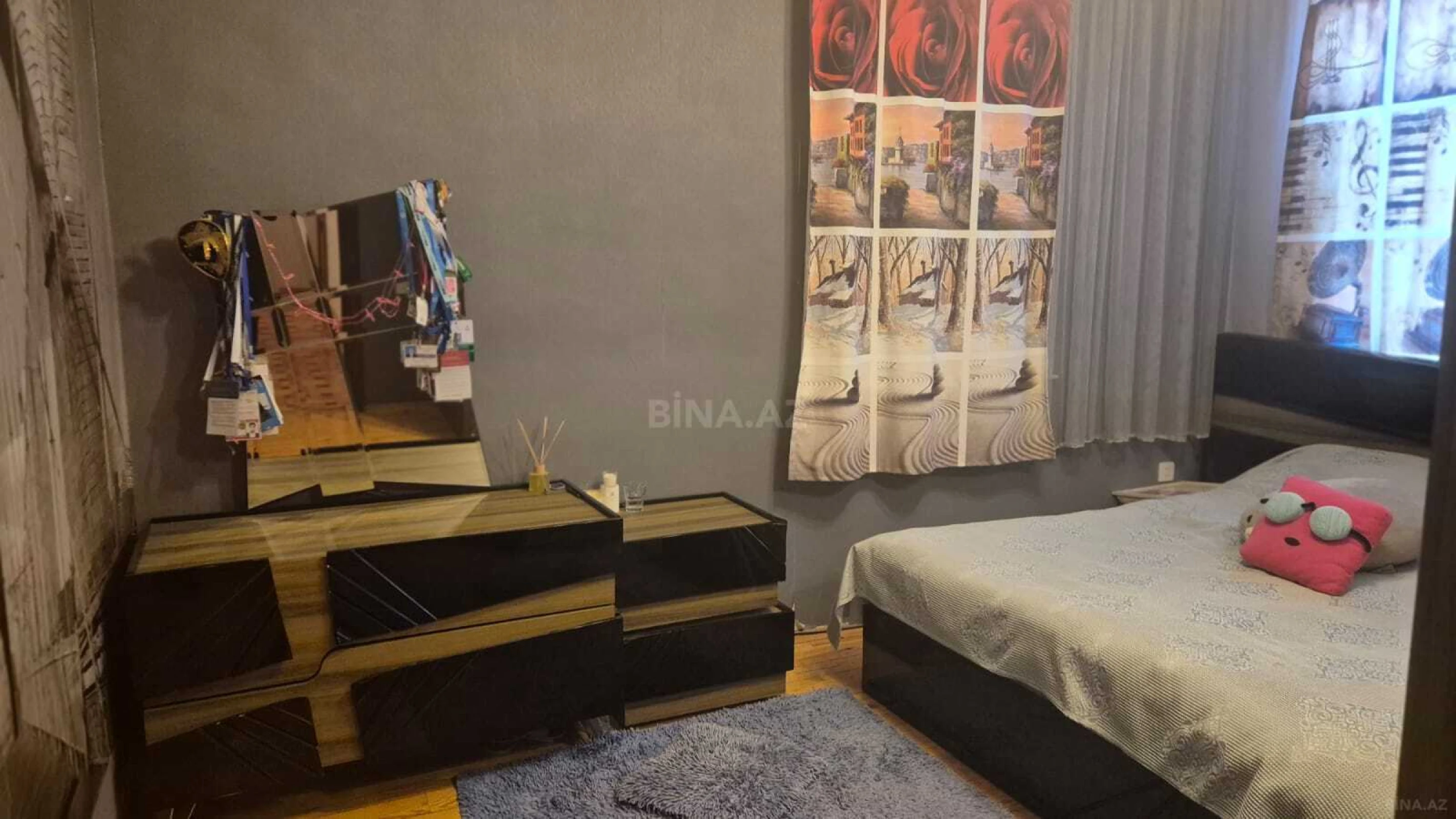 Satılır 3 otaqlı mənzil 115 m²