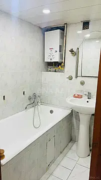 Kirayə verilir 2 otaqlı mənzil 45 m²