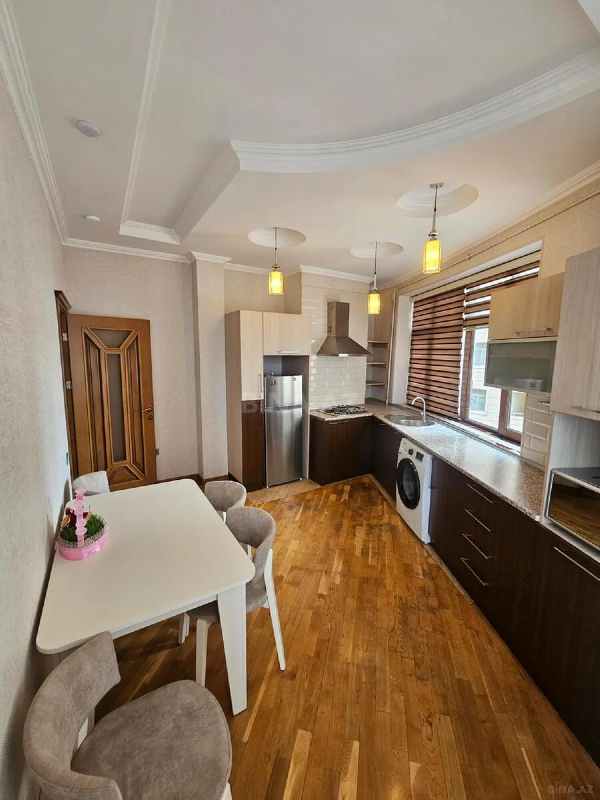 Kirayə verilir 2 otaqlı mənzil 80 m²