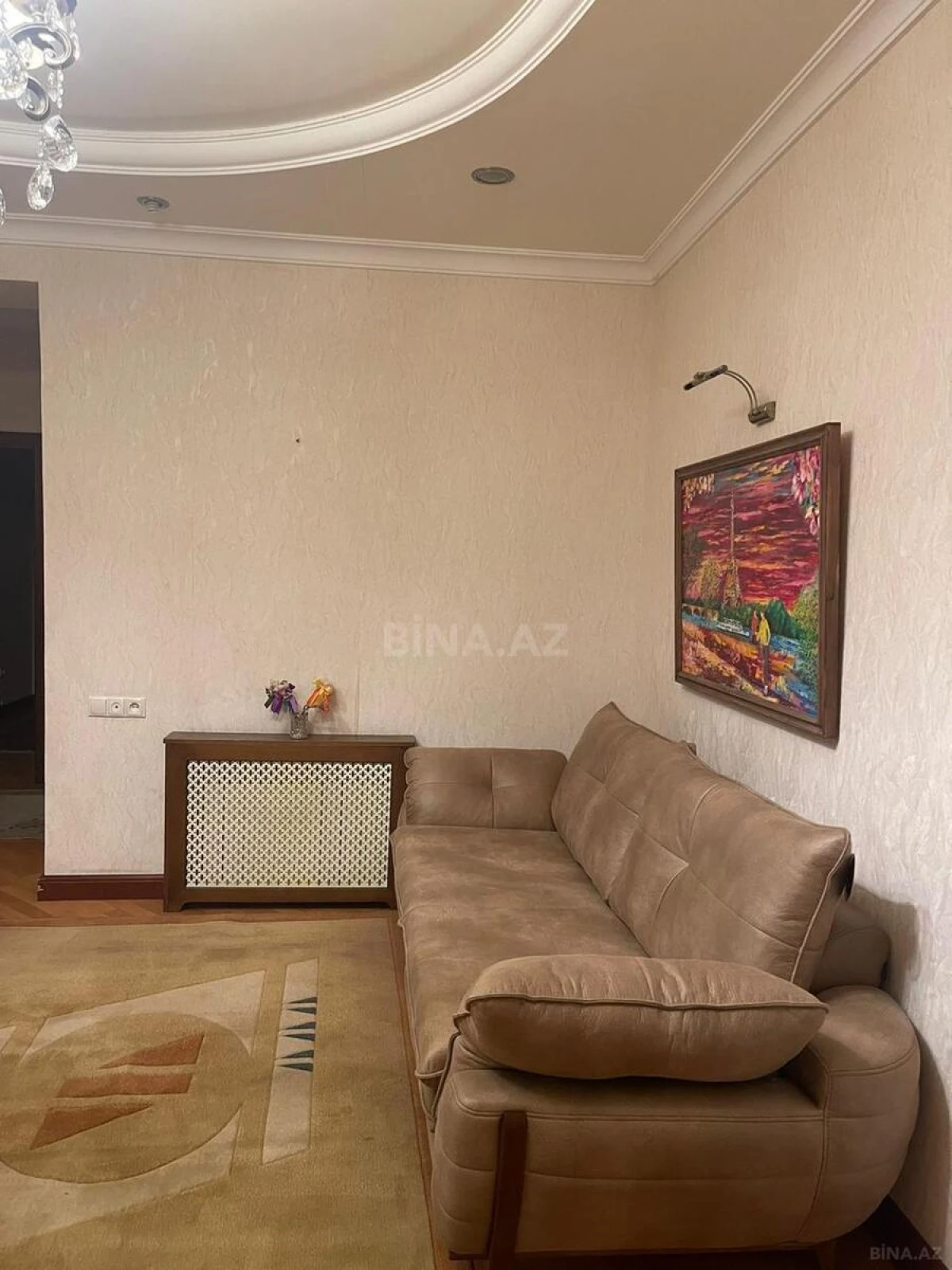 Kirayə verilir 4 otaqlı mənzil 160 m²
