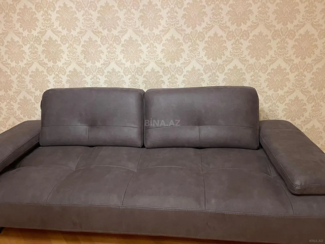 Kirayə verilir 4 otaqlı mənzil 160 m²