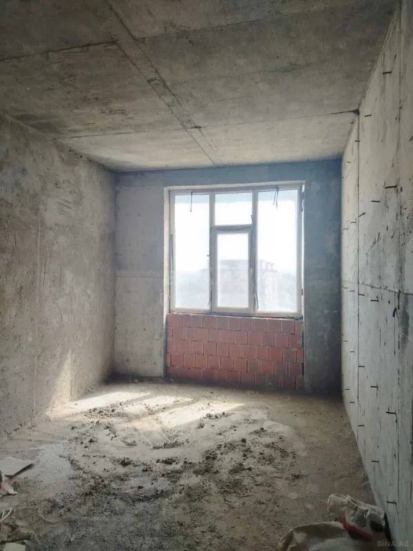 Satılır 3 otaqlı mənzil 140 m²