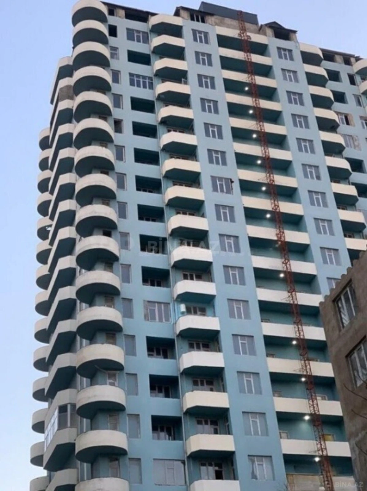 Satılır 3 otaqlı mənzil 140 m²