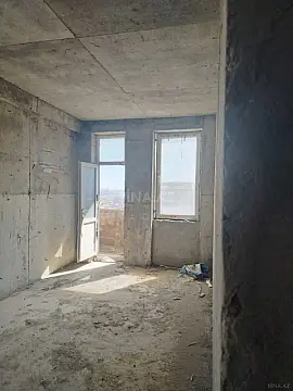 Satılır 3 otaqlı mənzil 140 m²