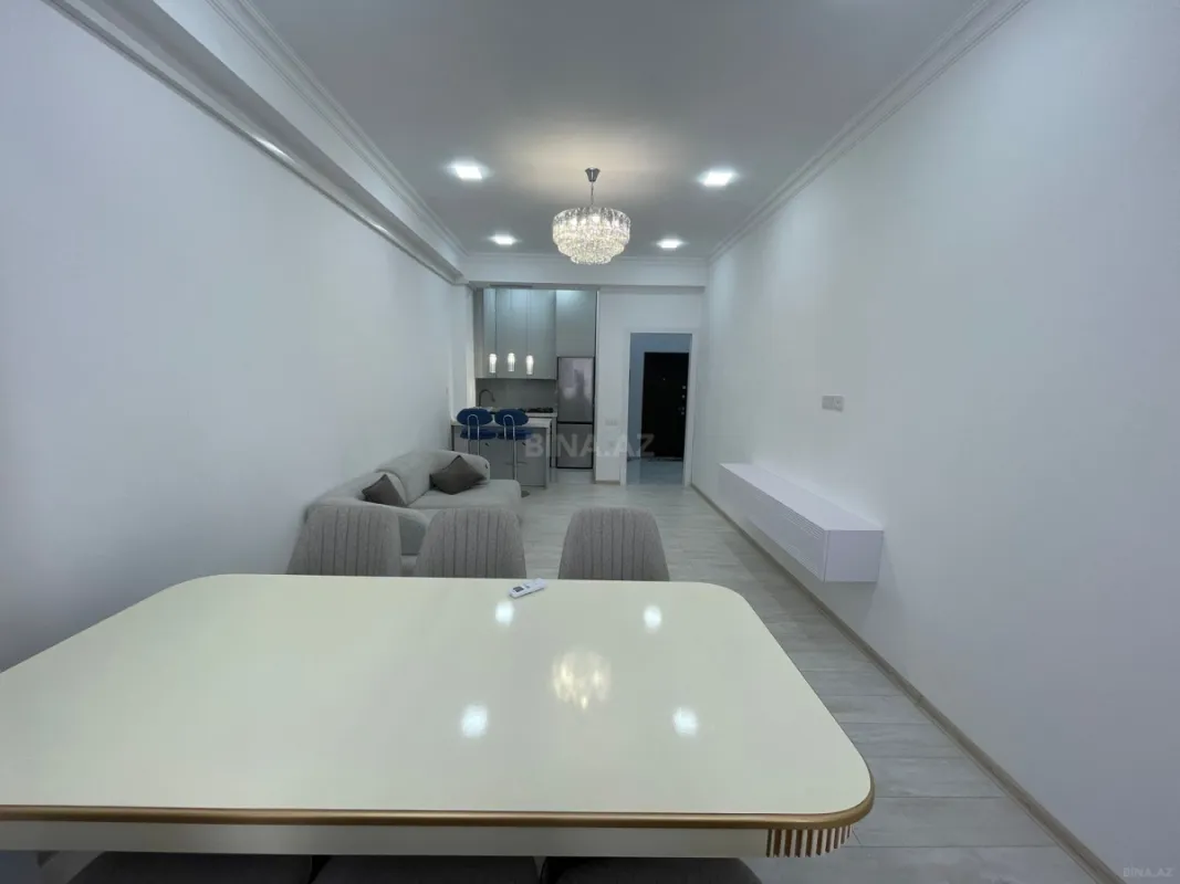 Kirayə verilir 2 otaqlı mənzil 70 m²