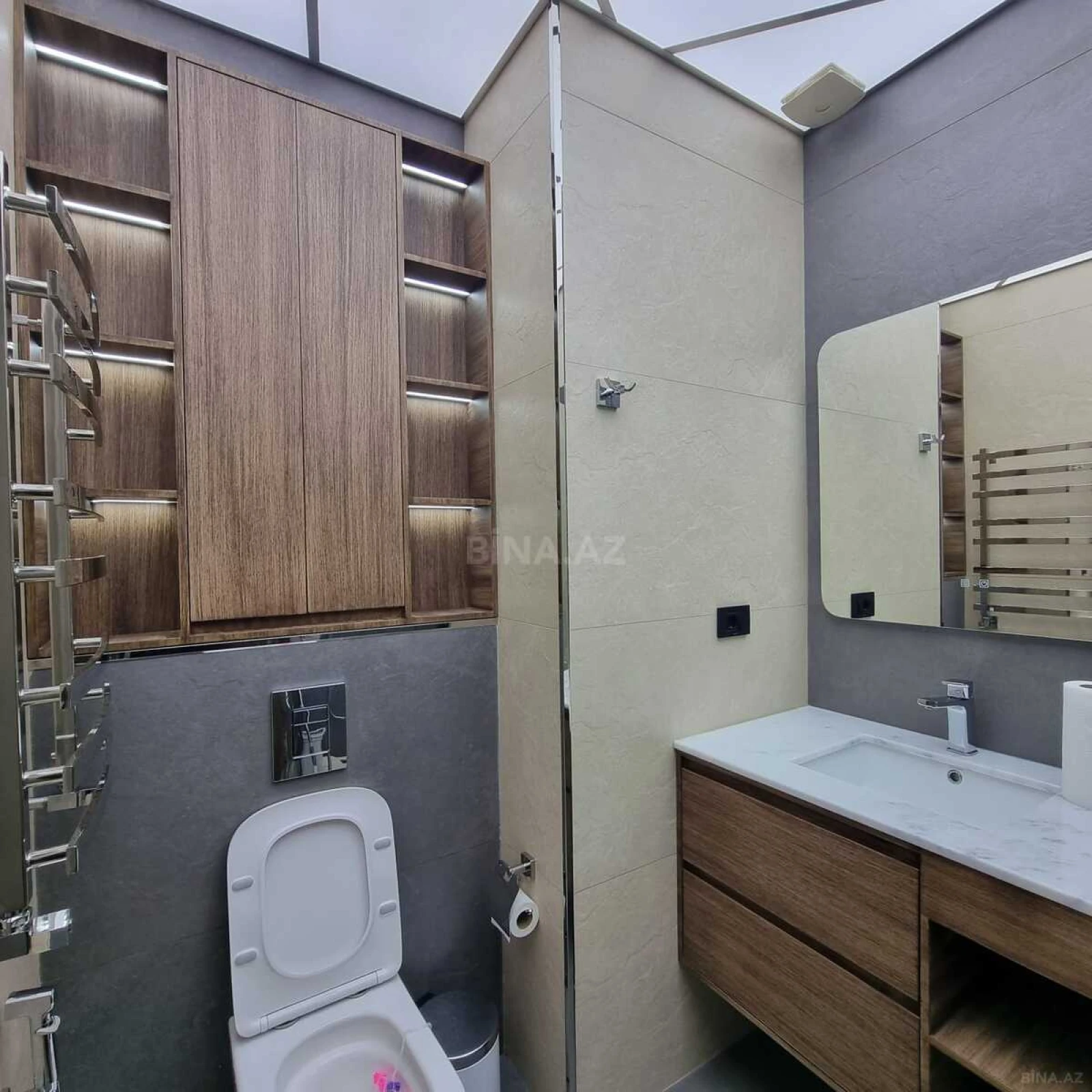 Kirayə verilir 3 otaqlı mənzil 130 m²