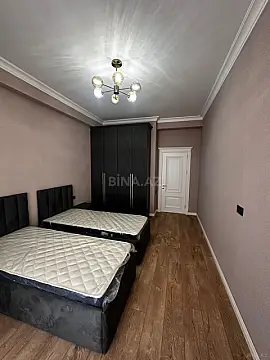 Kirayə verilir 3 otaqlı mənzil 140 m²