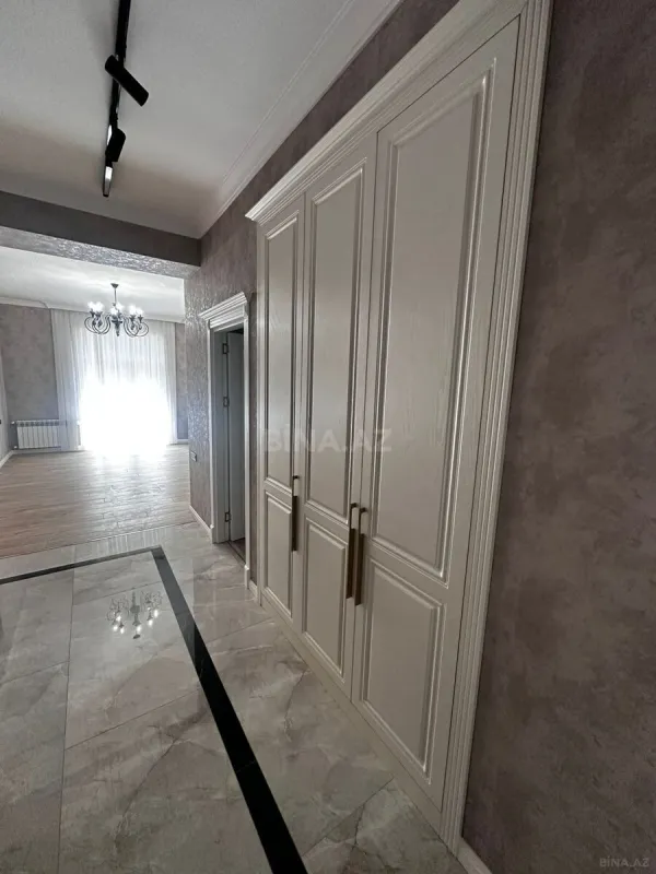 Kirayə verilir 3 otaqlı mənzil 140 m²