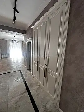 Kirayə verilir 3 otaqlı mənzil 140 m²