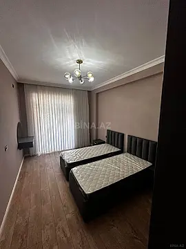 Kirayə verilir 3 otaqlı mənzil 140 m²