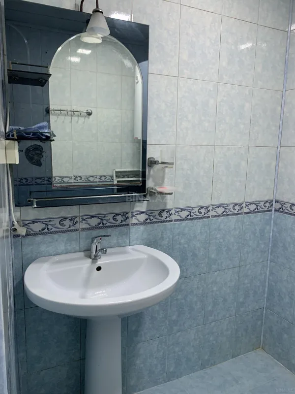 Kirayə verilir 2 otaqlı mənzil 54 m²