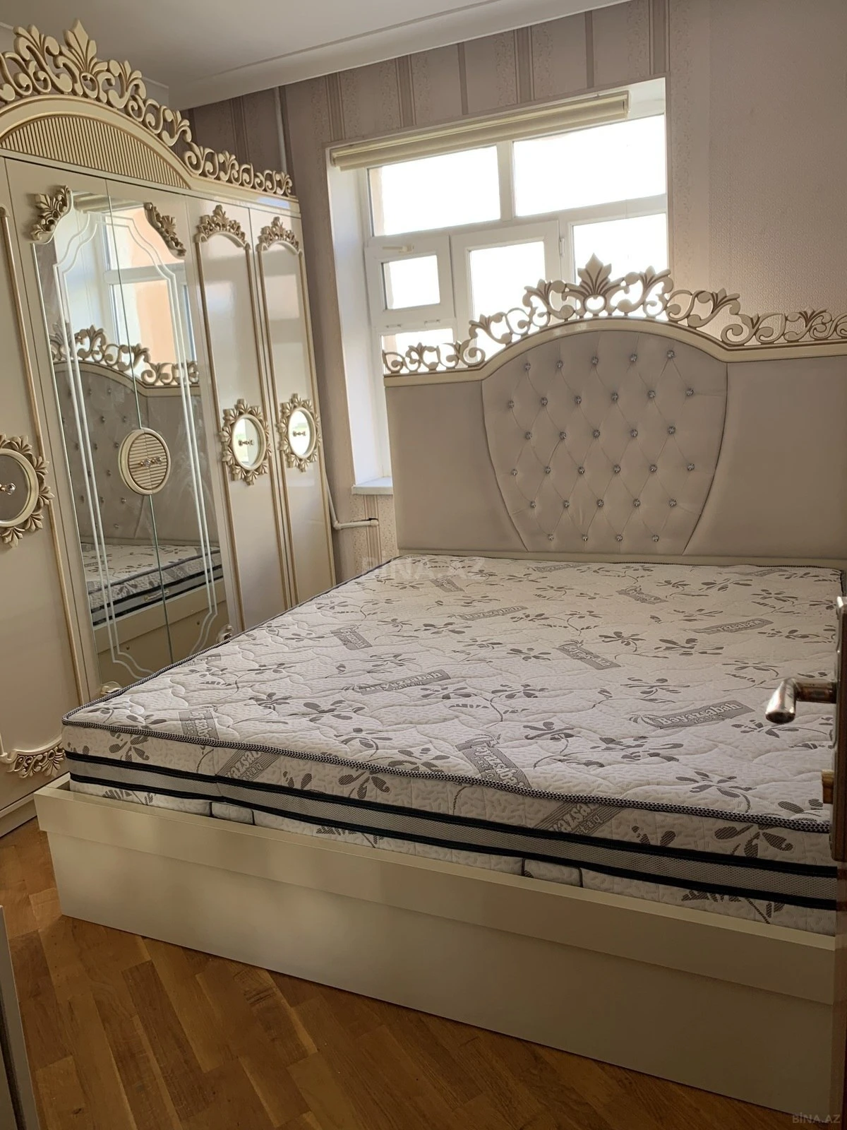 Kirayə verilir 2 otaqlı mənzil 54 m²