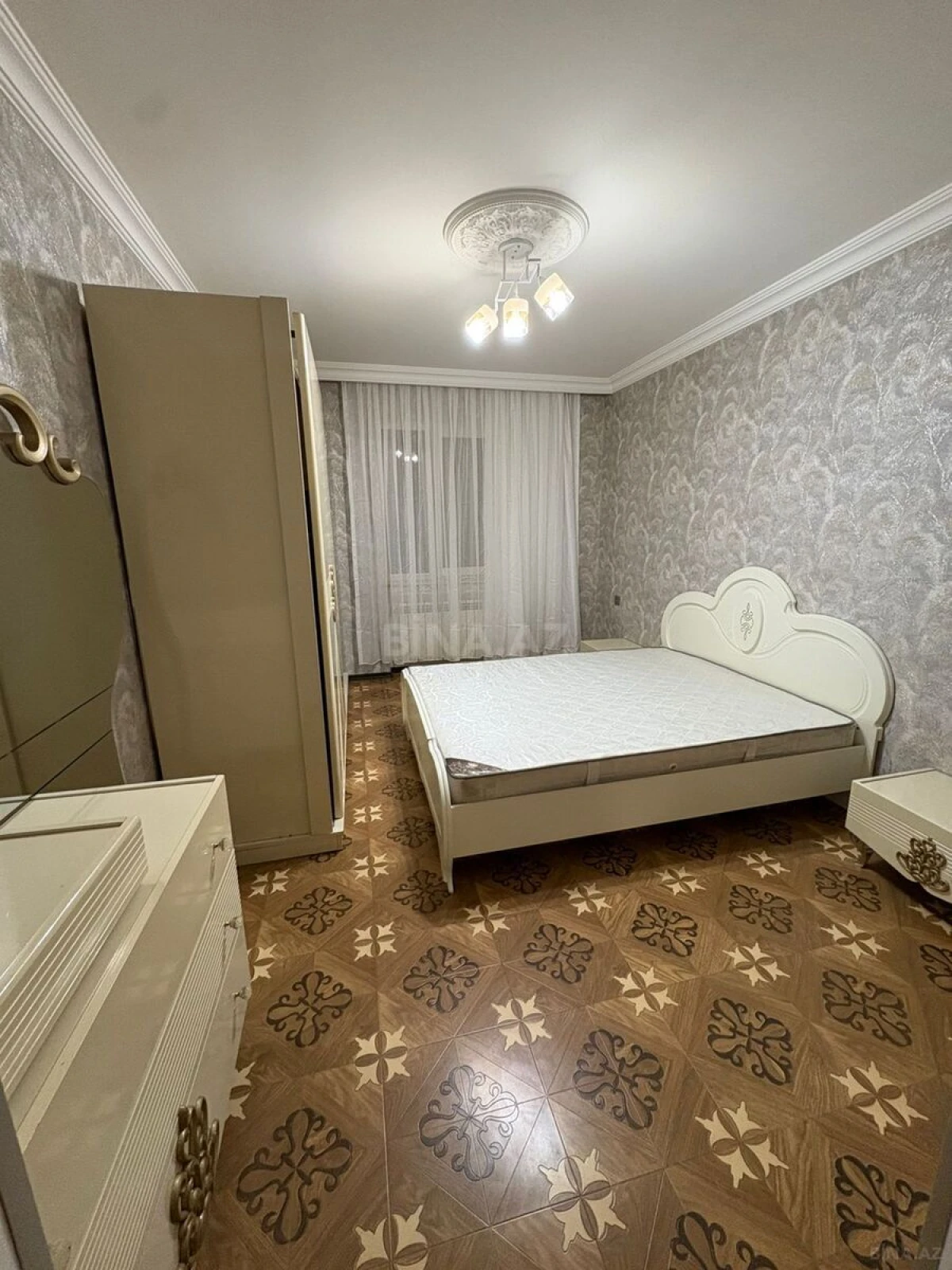 Kirayə verilir 2 otaqlı mənzil 55 m²