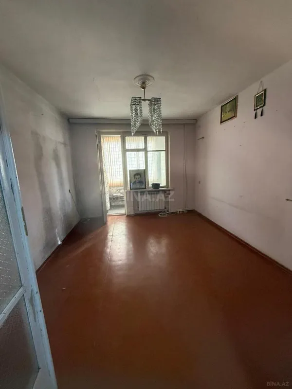 Satılır 5 otaqlı mənzil 110 m²