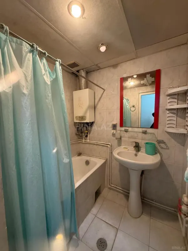 Satılır 5 otaqlı mənzil 110 m²