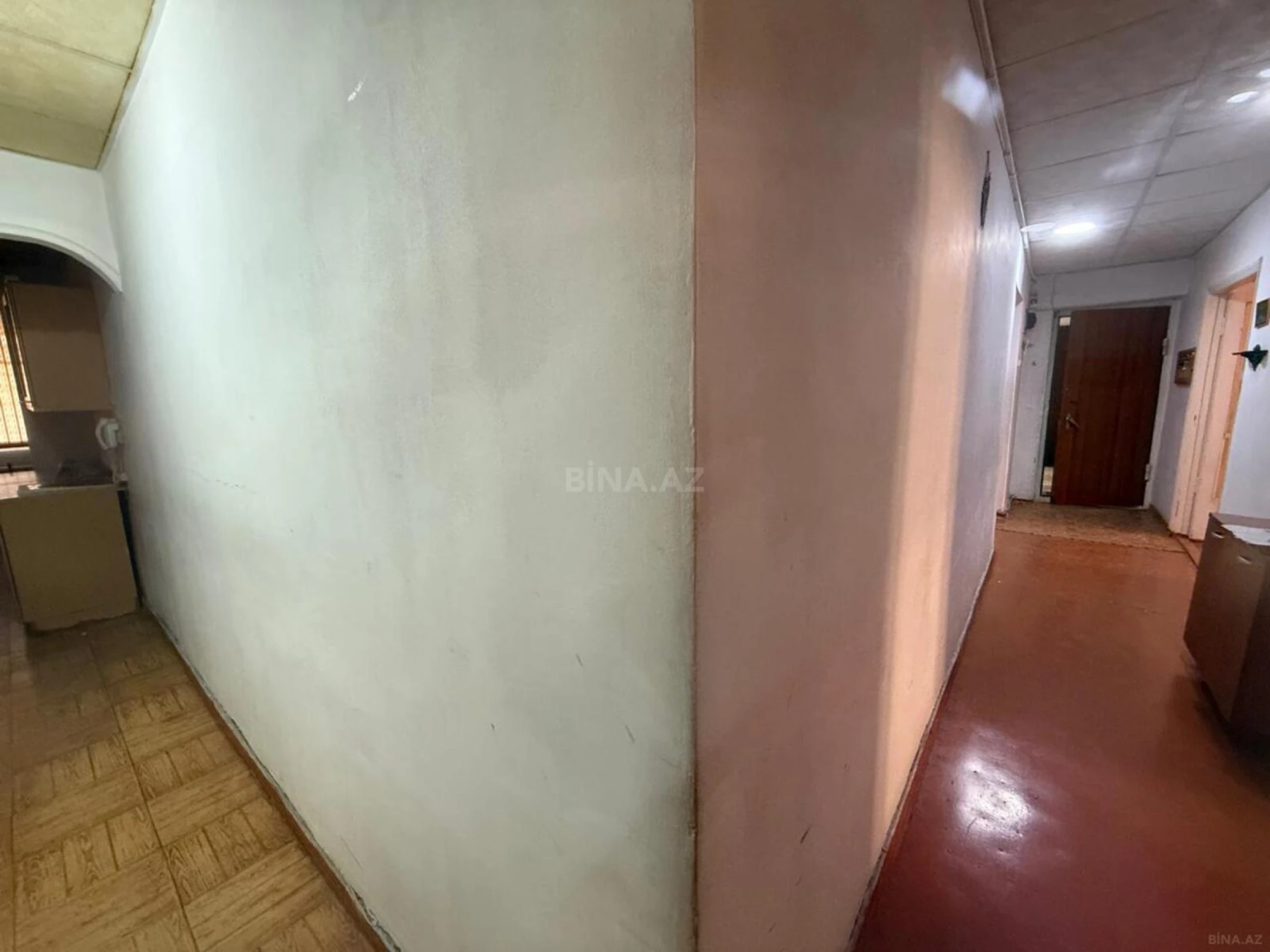Satılır 5 otaqlı mənzil 110 m²