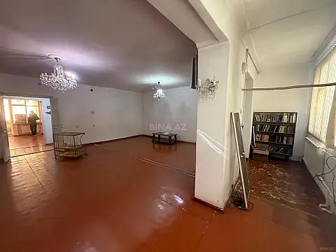 Satılır 5 otaqlı mənzil 110 m²