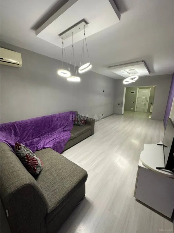 Satılır 2 otaqlı mənzil 105 m²